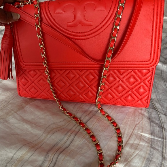 Tory Burch Fleming Convertible Shoulder Bag - Picture 2 of 6